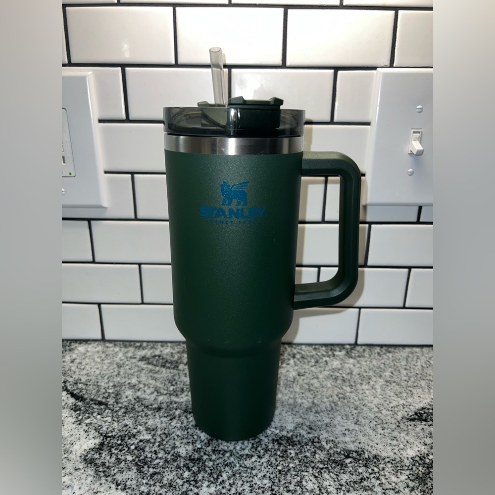 Stanley 40 oz quencher